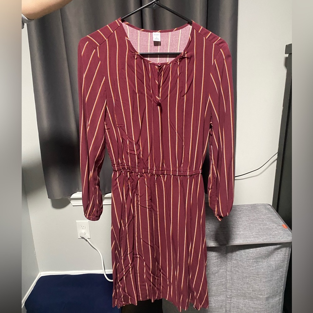 Fairly new dress. Only worn a few times but is too big